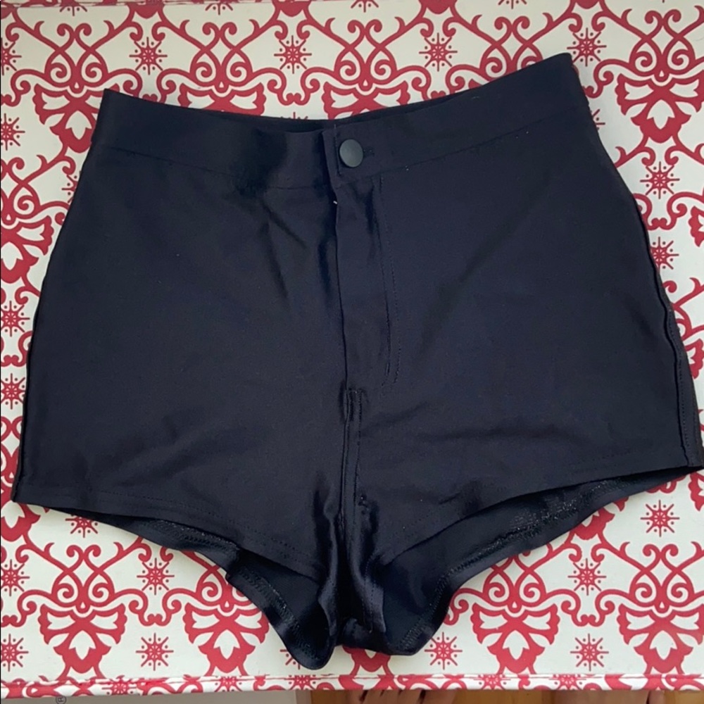 American Apparel Women’s Disco Shorts Black